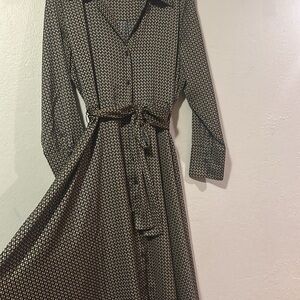 Elegant Black Patterned Dress